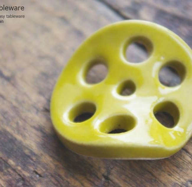 和食器 れんこん 黄 箸置き 卓上小物 レスト お箸置き 陶器 食器 うつわ おうち ごはん おしゃれ 日本製 美濃焼 白いごはん器のお店 らいすぼ る