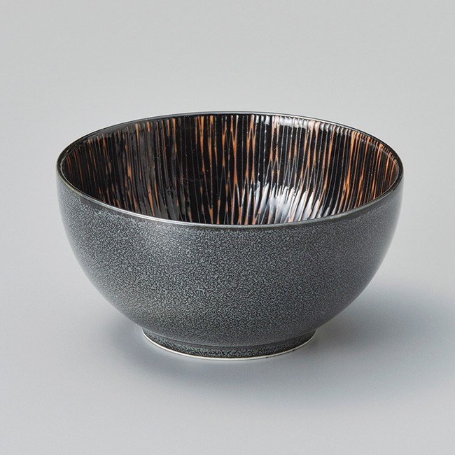 和食器 黒十草深口多用丼 15 2 7 8cm 丼 どんぶり 鉢 ボウル うつわ 陶器 おしゃれ おうち 軽井沢 春日井 食器専門店 白いごはん器のお店 らいすぼーる